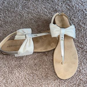 Aerosoles Courtland Gold Sandal size 11